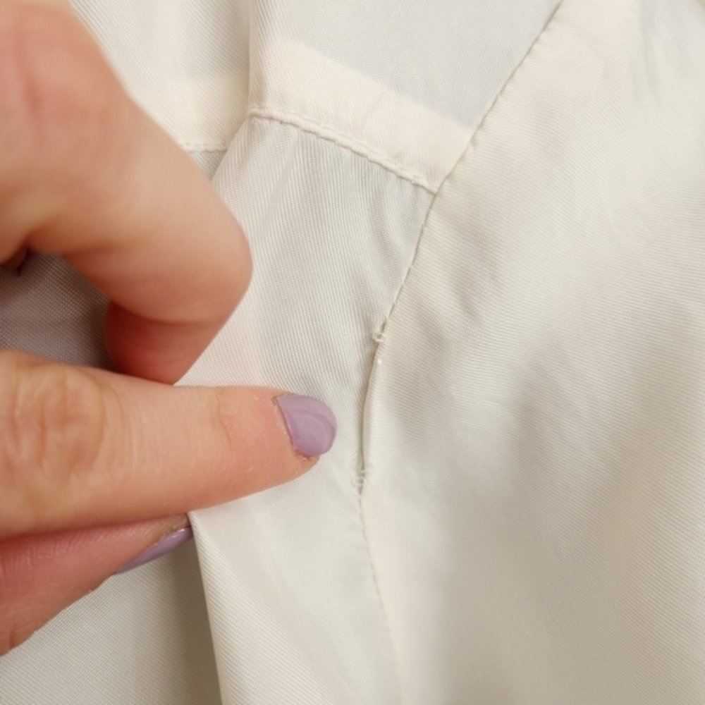 SOLD Vintage Silks by Fridaze White Silk Blend Button Up Lagenlook Blouse Size L - Picture 8 of 13